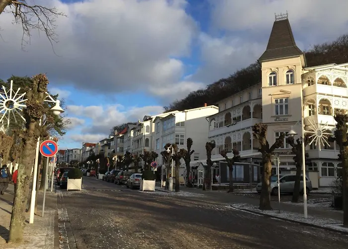 Parkresidenz Concordia, Nr 8 *